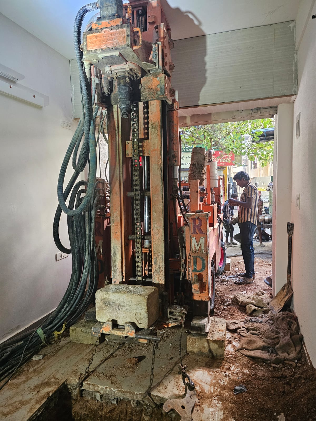 Master rig borewell services Bangalore, Master rig drilling Maragondanahalli, Master rig contractors